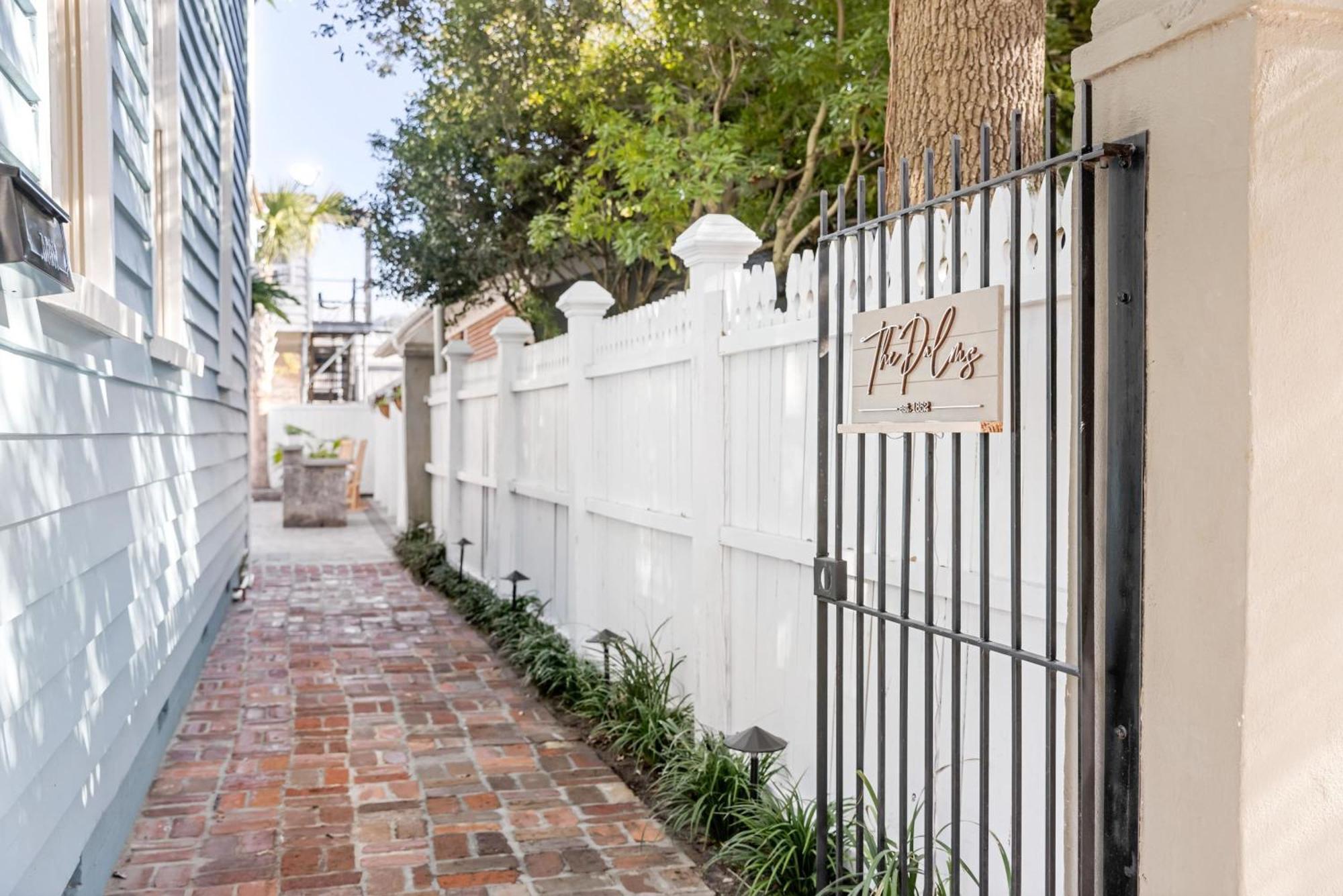 Charming Secluded Courtyard - 1 Block To King Villa Charleston Exteriör bild